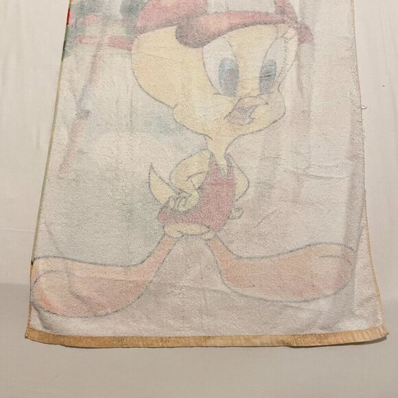 Vintage Tweety Bird Beach Towel 56.5 x 29.5 Inch Flaws - Picture 13 of 16